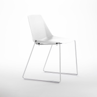 Стул CLIO CLSLCH на хромированных опорах-полозьях ( в ассортименте цветов) Стул CLIO CLSLCH на хромированных опорах-полозьях ( в ассортименте цветов)