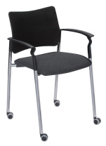 Стул Pinko на 4 хромированных опорах Стул Pinko на 4 хромированных опорах