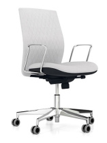 Кресло Eclipse с низкой спинкой на крестовине с колесами в ткани 1 категории