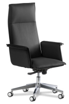 Кресло Epsilon Luxe A черная кожа Кресло Epsilon Luxe A черная кожа